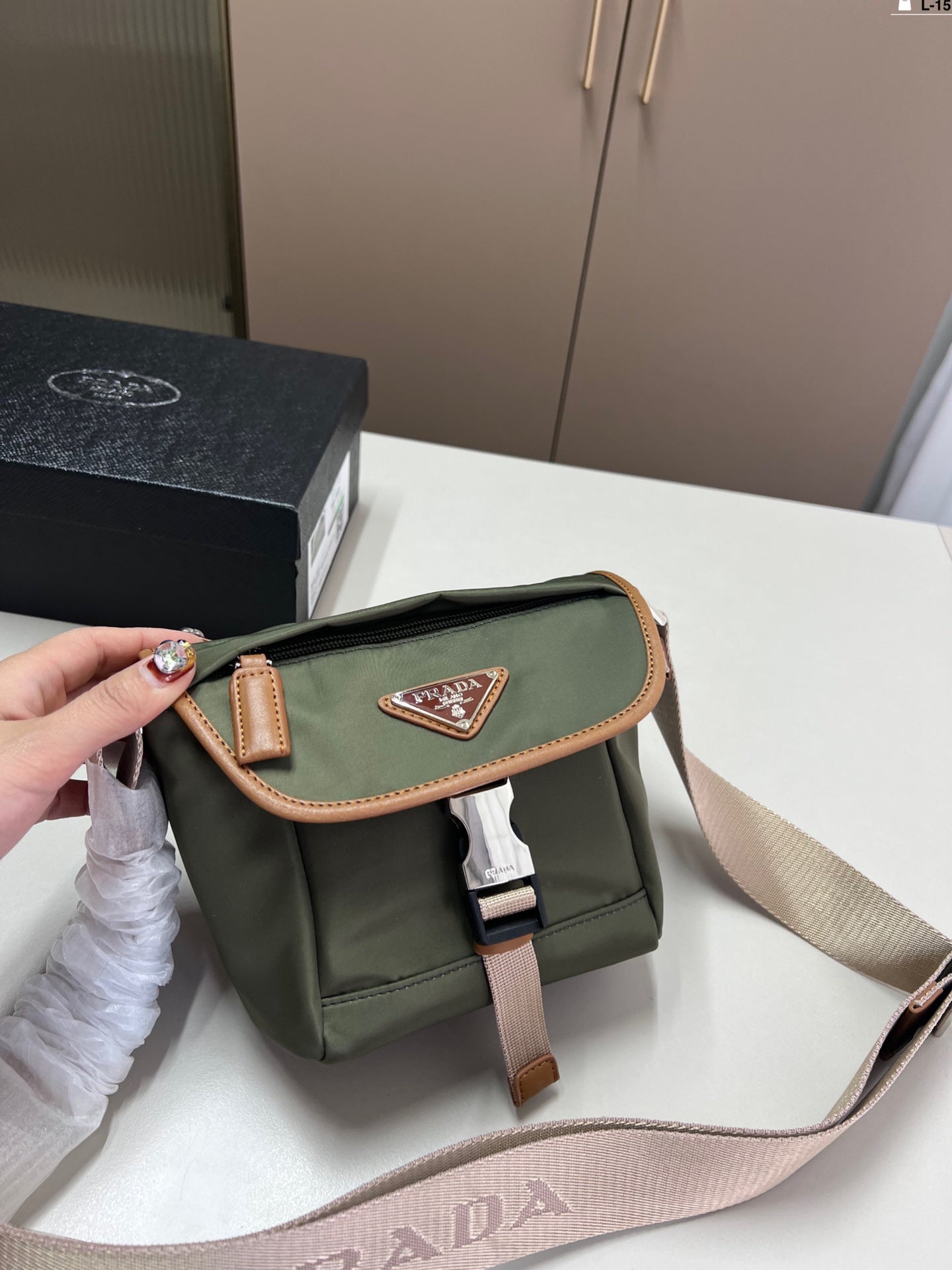 BP- Vintage Messenger Bag Crossbody 16x15cm