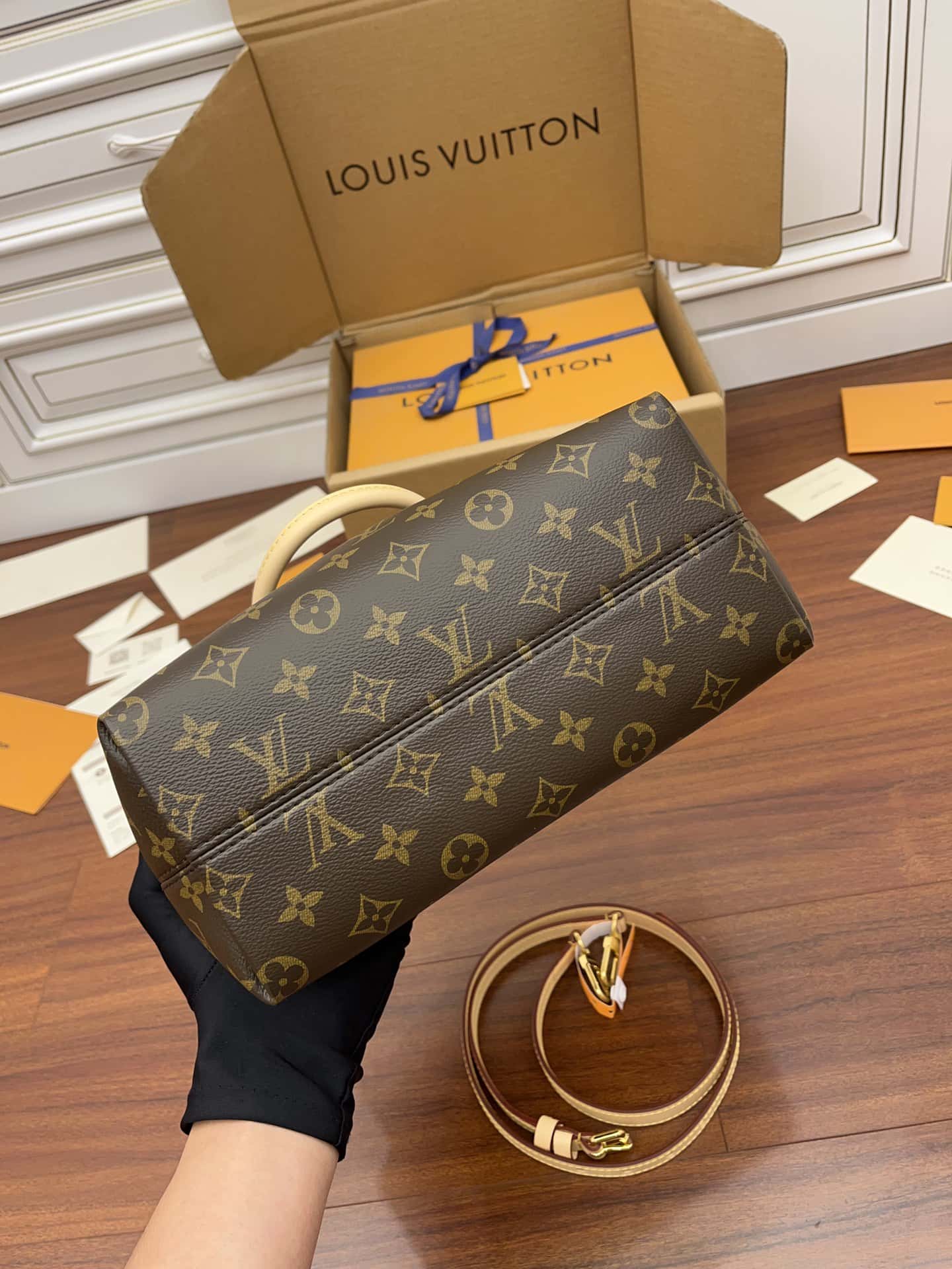 BL- Top quality Handbag