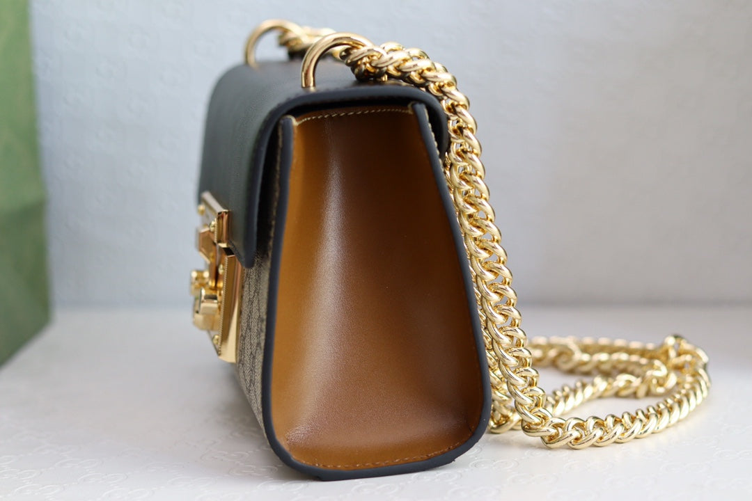 BG- 20 Leather Black 20 x 9 x 14cm