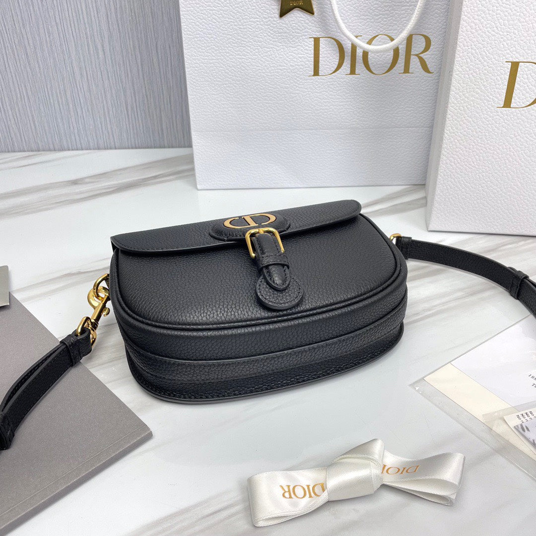 BD- Medium Bag Black M9319 size 22x6x17 cm