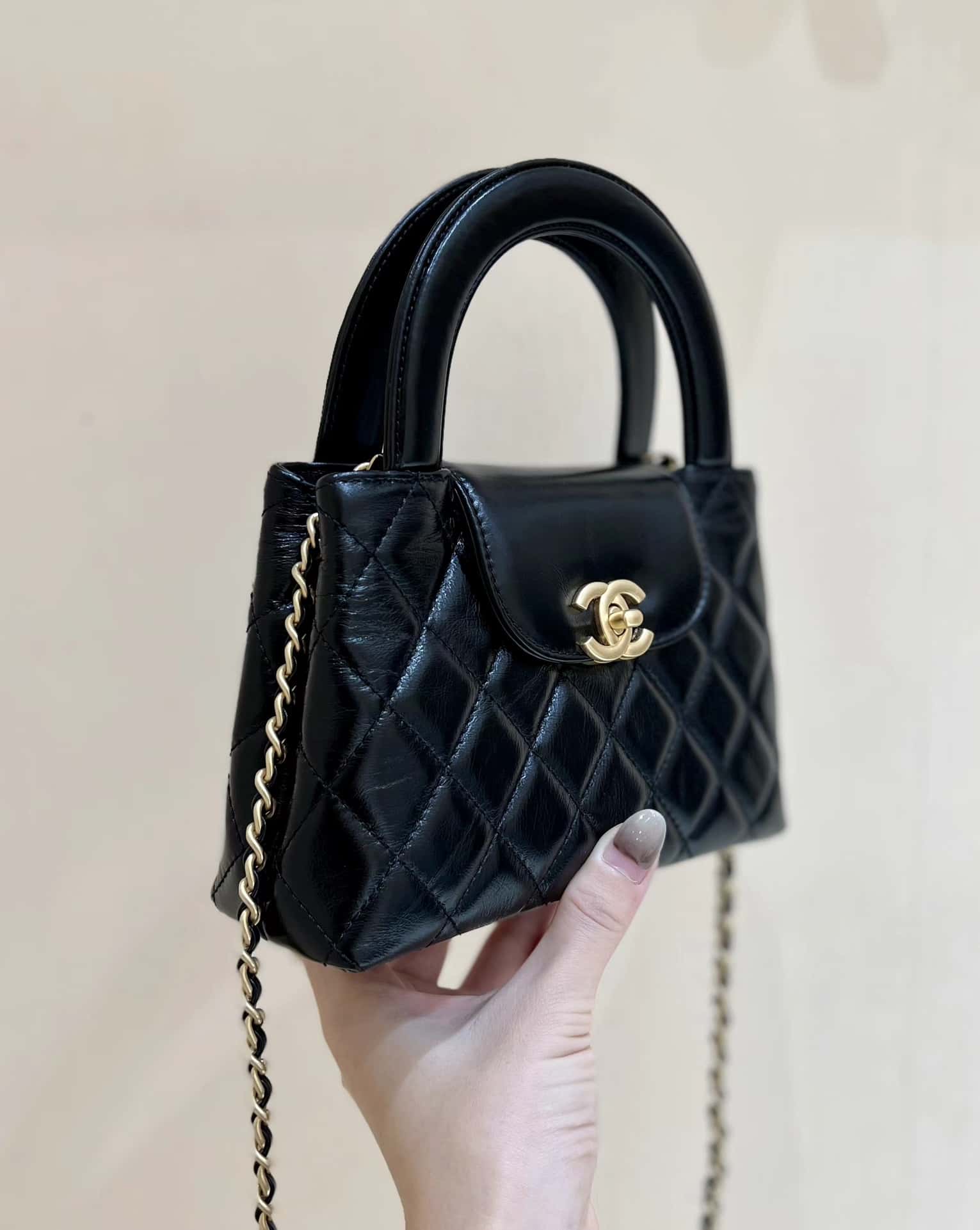 BC- Mini Shopping Bag Mini 23K Shiny Aged Calfskin Black 13x19x7cm