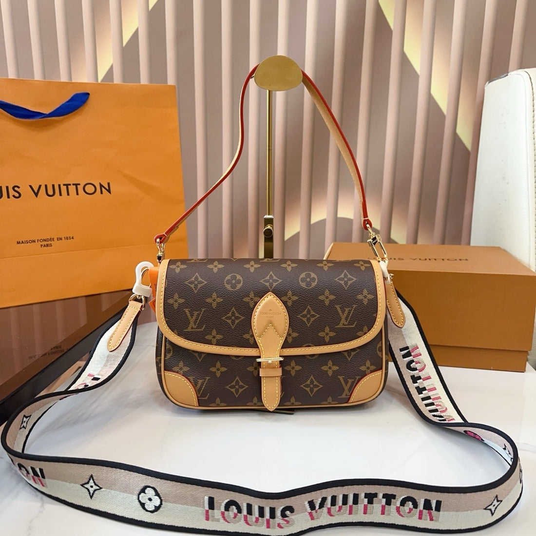 Serenityll? 181901 Luxury Bags(23*10*15)cm