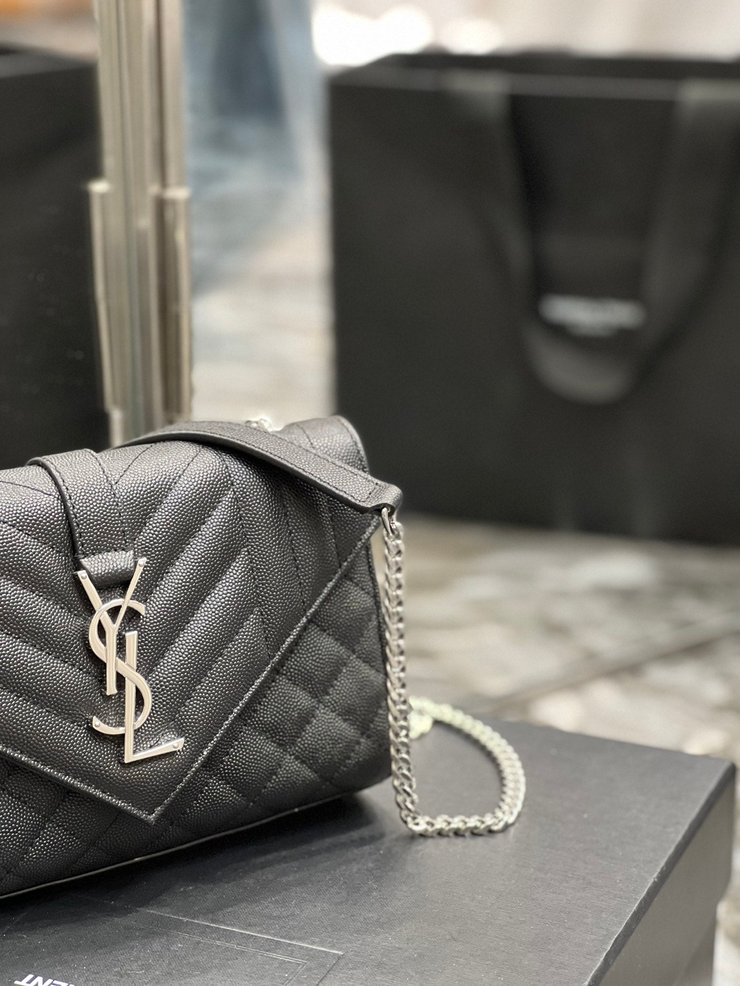 BY- Envelope Bag 21cm 526286 02