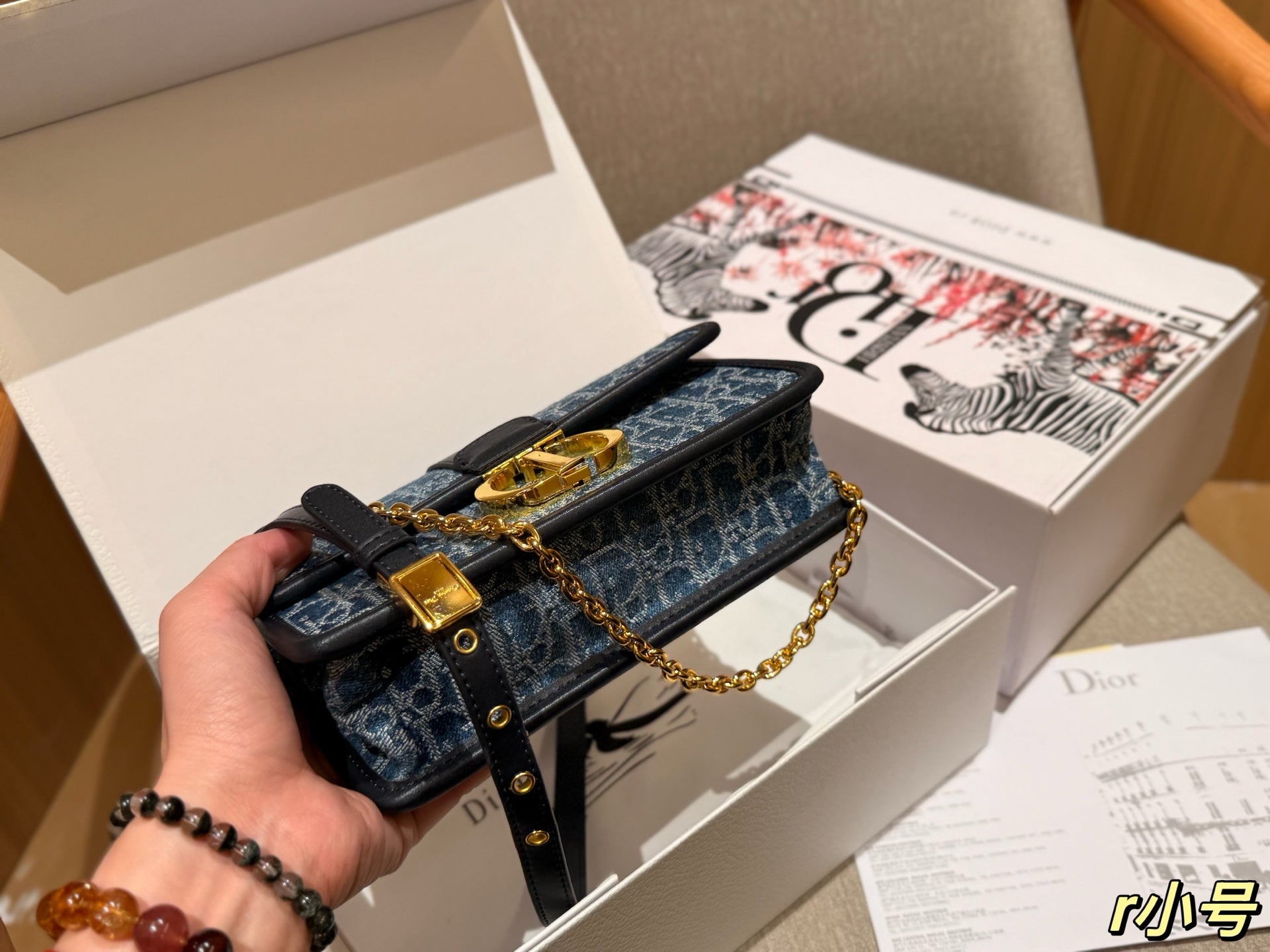 BD- New Fashion Denim Chain Bag 22x13x6cm