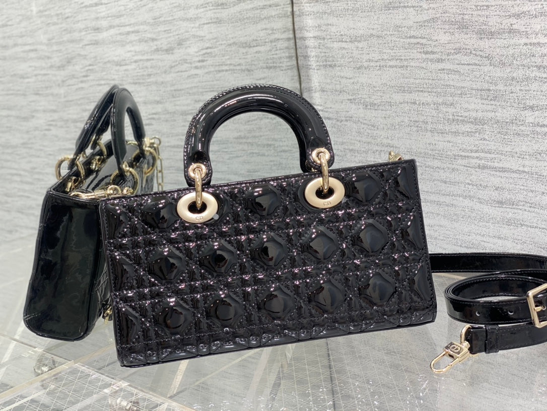 BD- Lady Medium Patent Black Leather Bag - 26x6x14cm