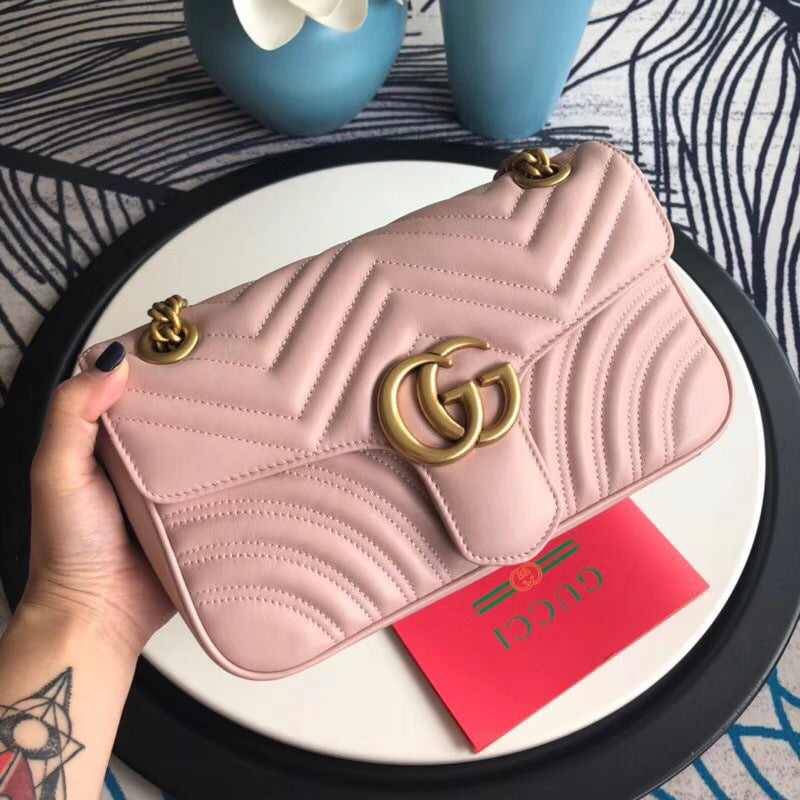 Gucci Marmont matelass¡§| shoulder bag in Pink