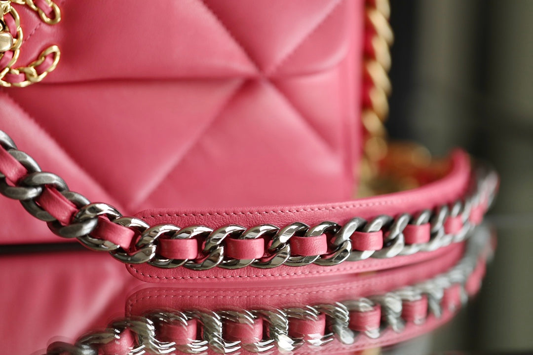 BC-19 Flap Bag Medium Pink - 30cm