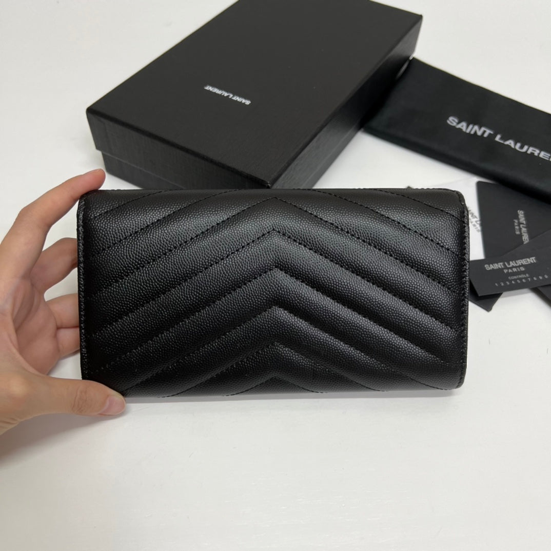 BY- Long Wallet Black Leather Gold Tone 10769 19cm