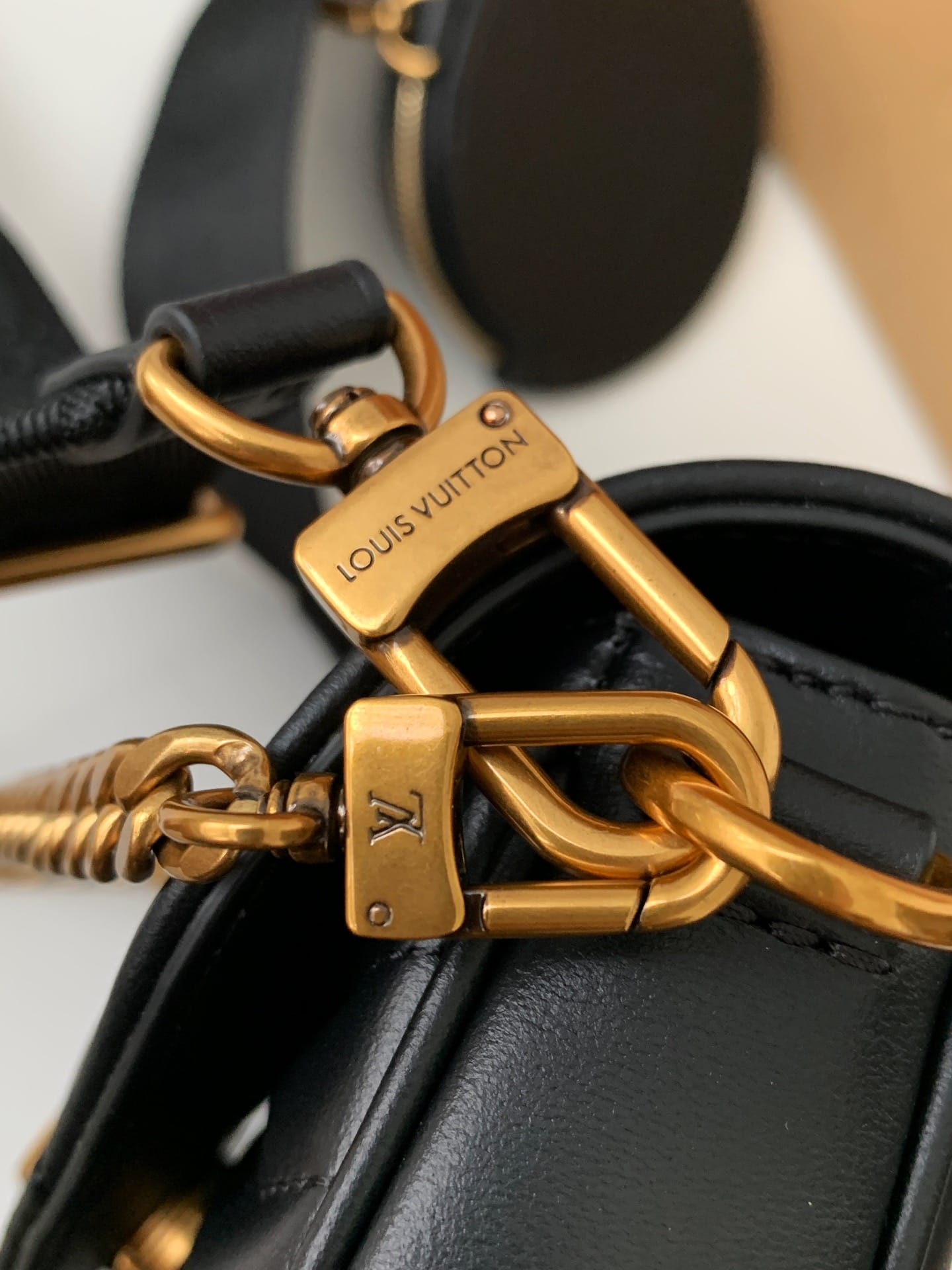 BL- NEW WAVE MULTI-POCHETTE Handbag