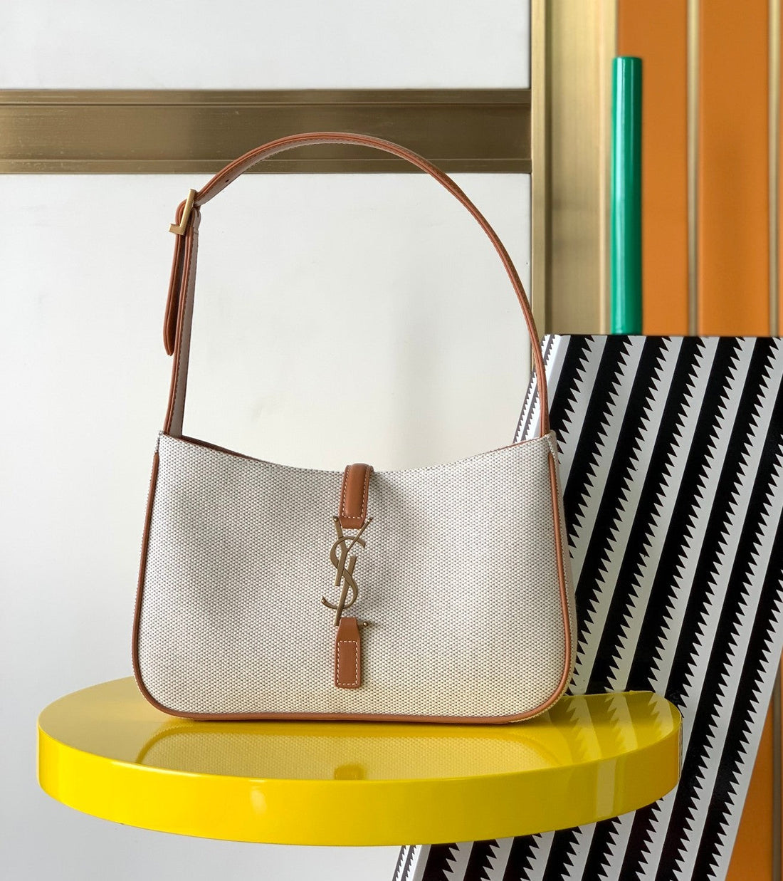 YSL LE 5 ¡§¡è 7 in canvas and leather - 23 X 16 X 6.5 CM