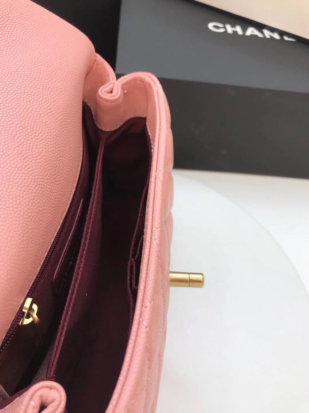 BC-  Handle Gold Caviar Pink 24 cm