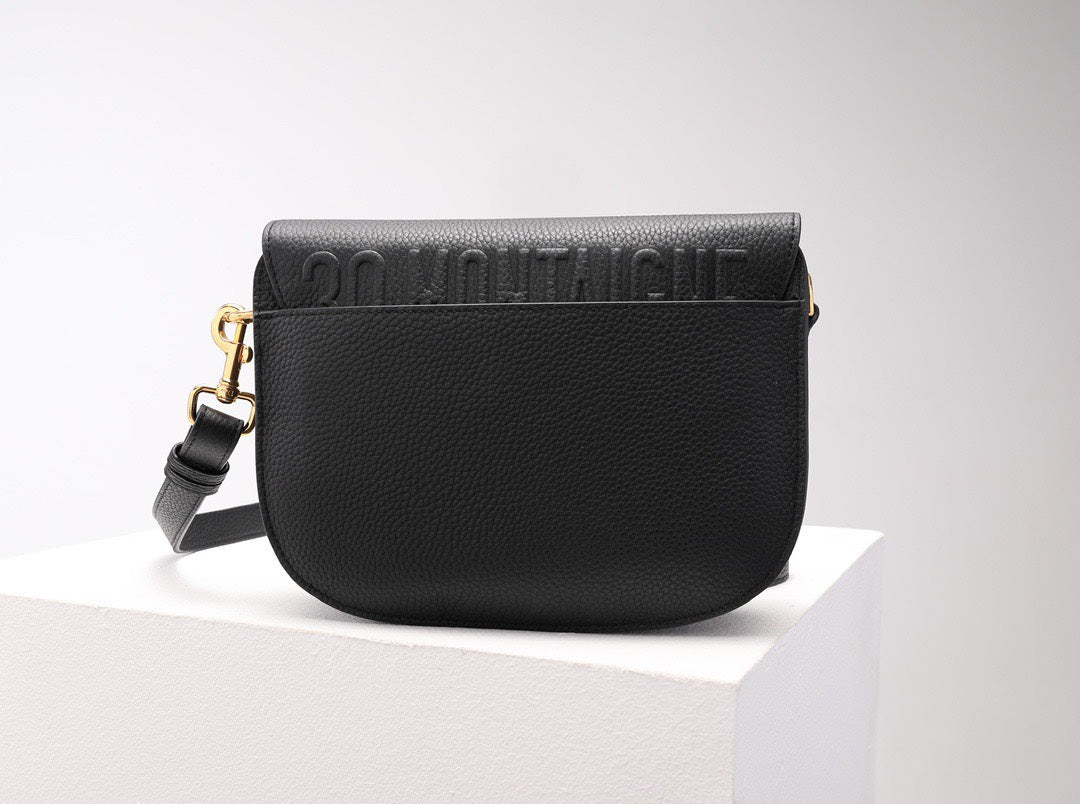 BD- Medium Bag Black M9319 size 22x6x17 cm