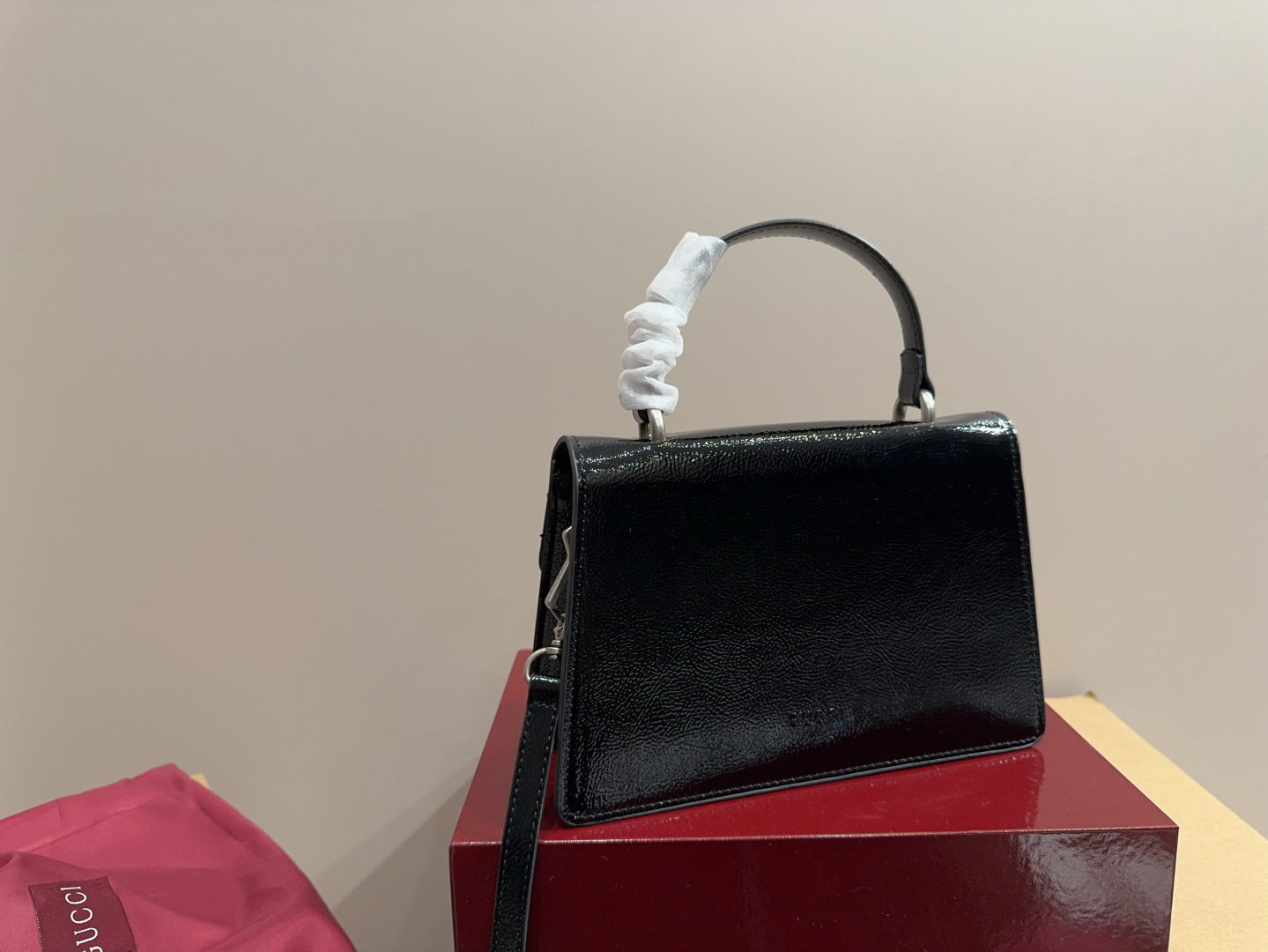 BG- Glossy Black Handbag Crossbody 24x17cm