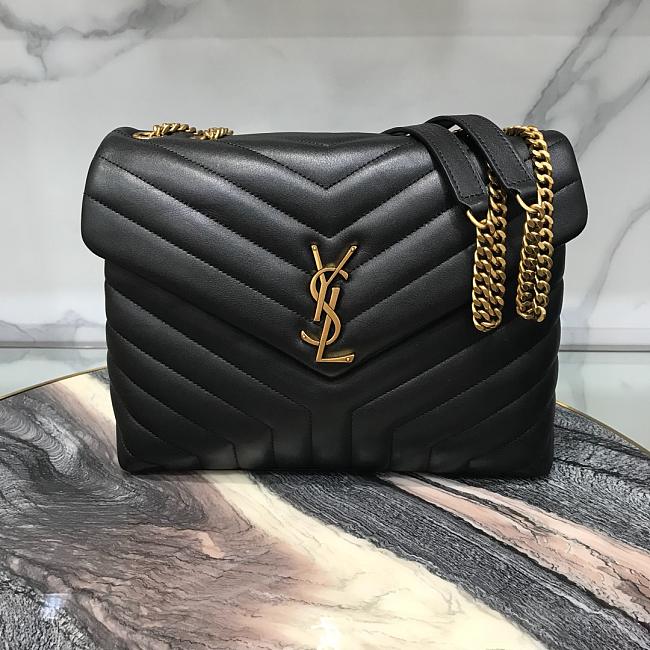 BY- Medium 32 Bag Black in Gold 32x22x11cm