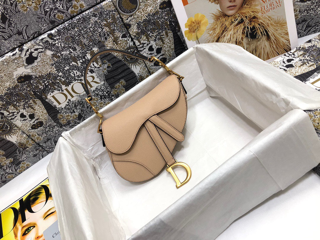 BD- Saddle Small Nude Color 21x18x5 cm