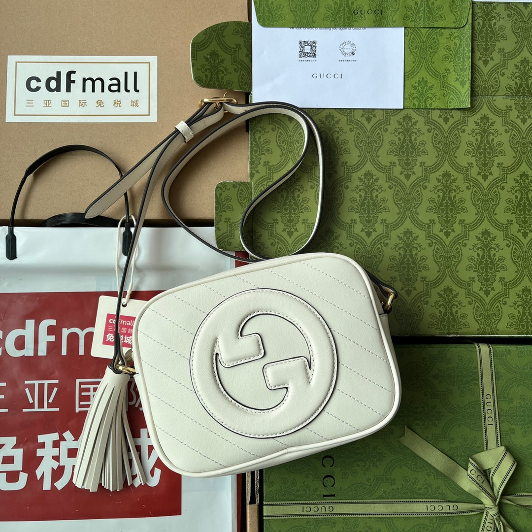 BG-Small Shoulder White Leather Bag - 21x15.5x5cm