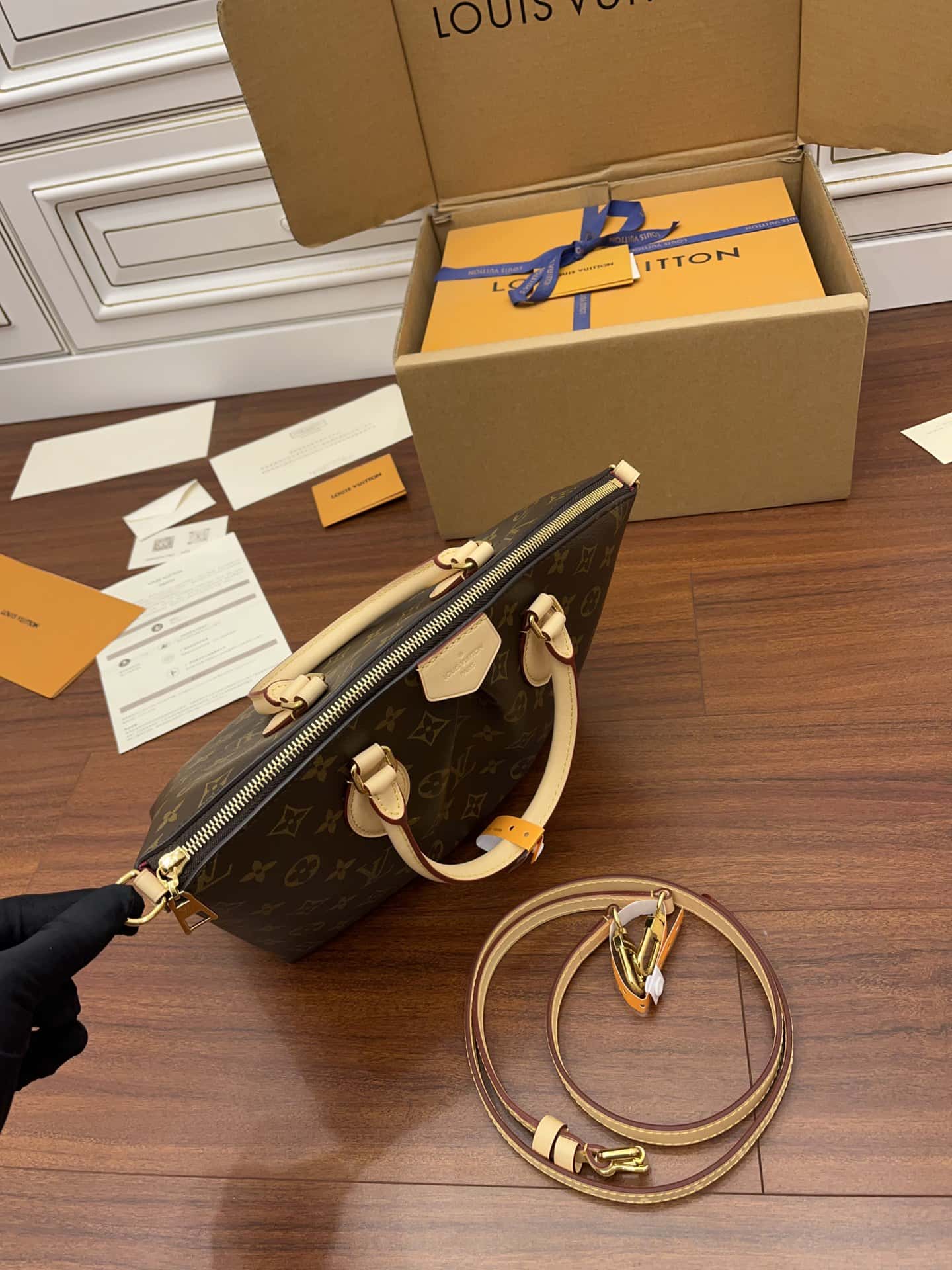 BL- Top quality Handbag
