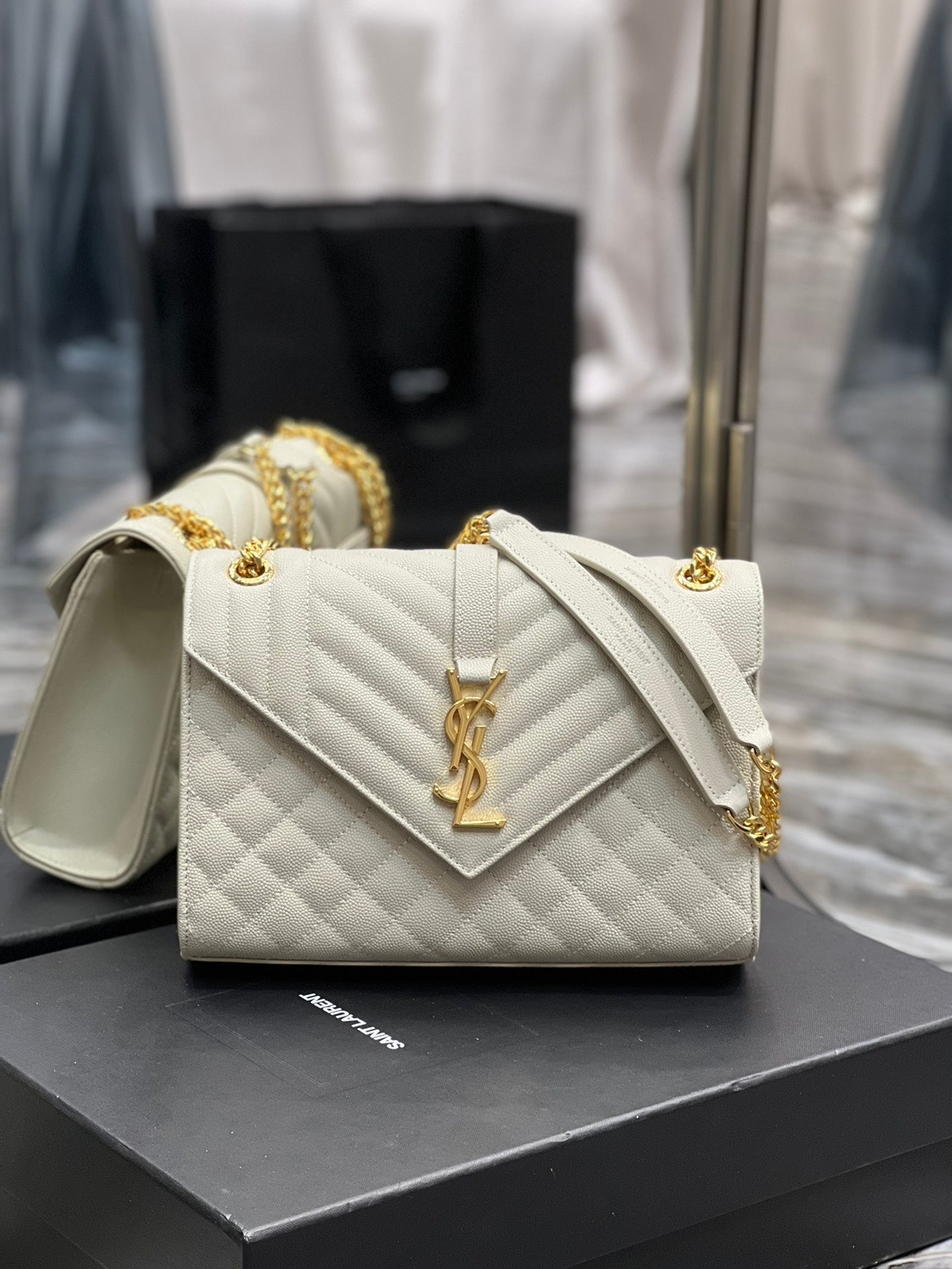 BY- Envelope Bag Medium White 487206