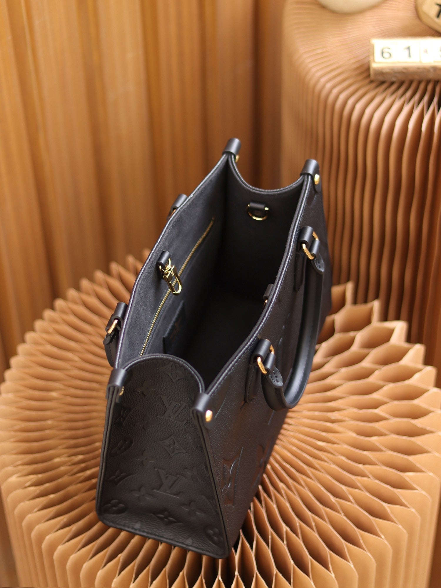BL- Ebene Nl12563. Leather Bag