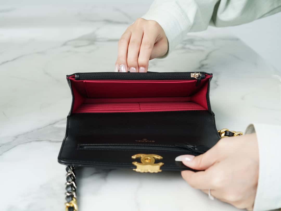 BC-19Wallet On Chain AP0957 BLACK Flap Bag