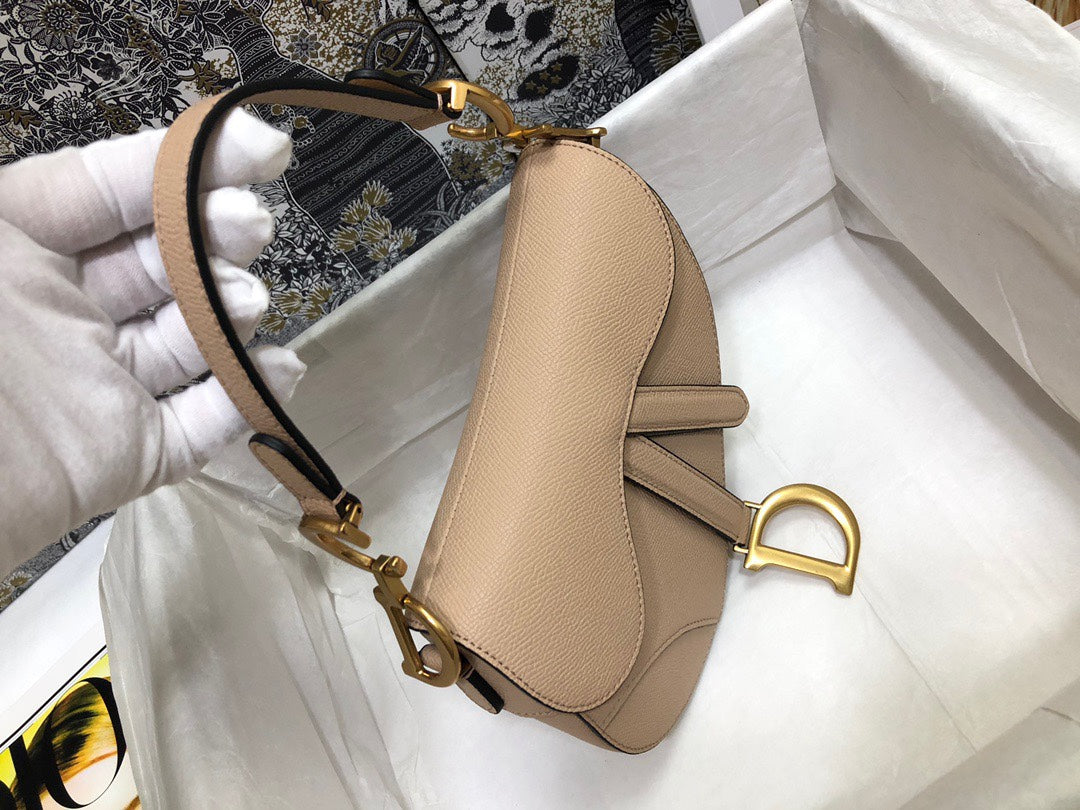 BD- Saddle Small Nude Color 21x18x5 cm