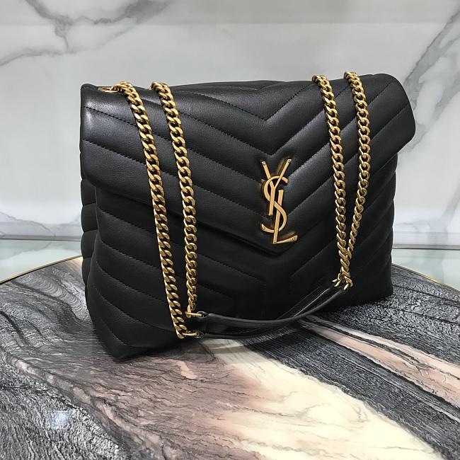BY- Medium 32 Bag Black in Gold 32x22x11cm